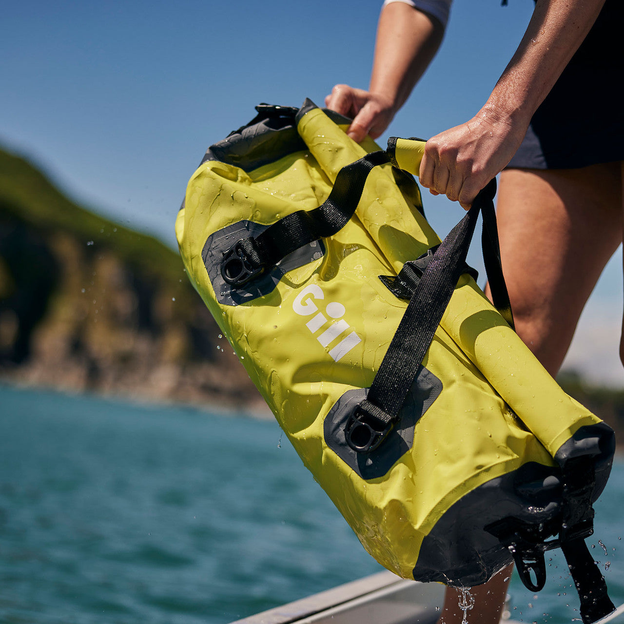 Voyager Duffel Bag 30L – Marine Plus Shop